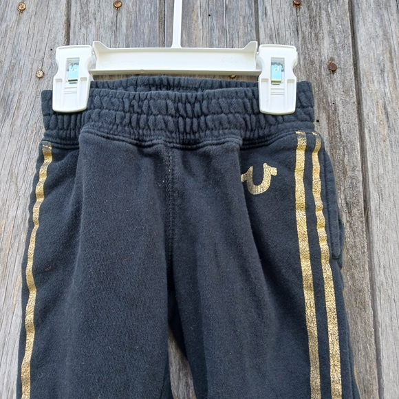 True Religion Black Joggers 2T Pockets Toddlers Logo Pull On Gold Stripe - Picture 3 of 5